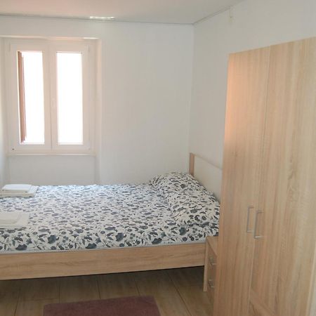 Apartments Dana イゾラ エクステリア 写真